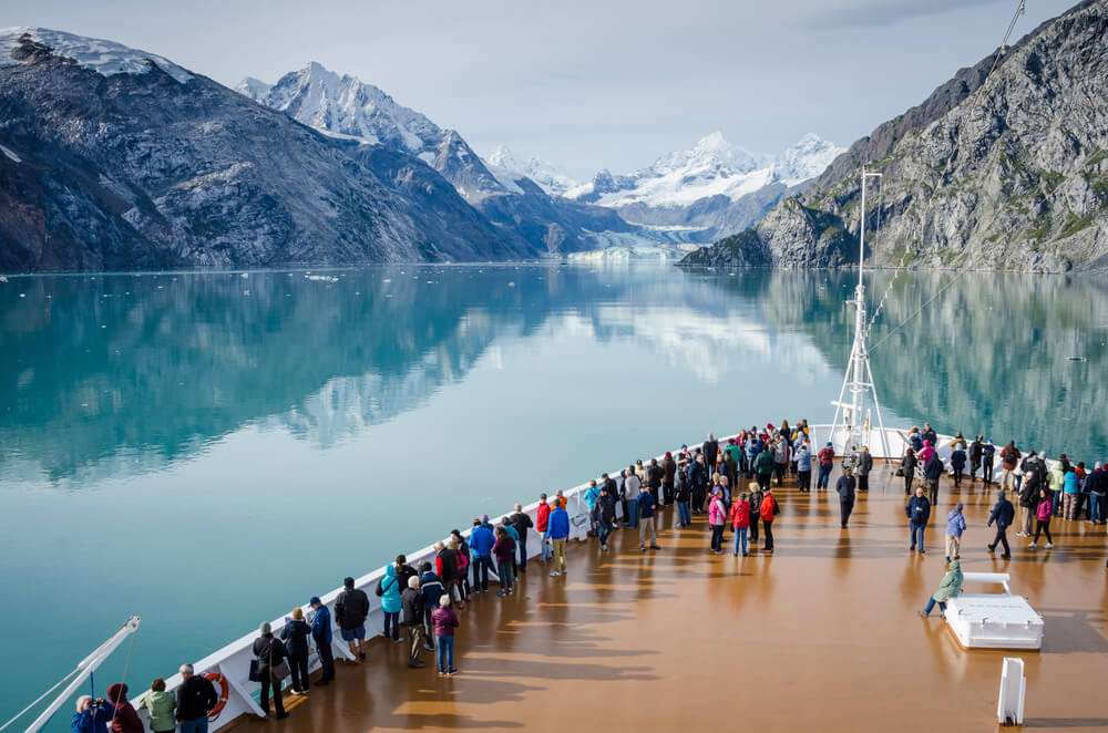 10 Amazing Places You Must See As A Travel Nurse