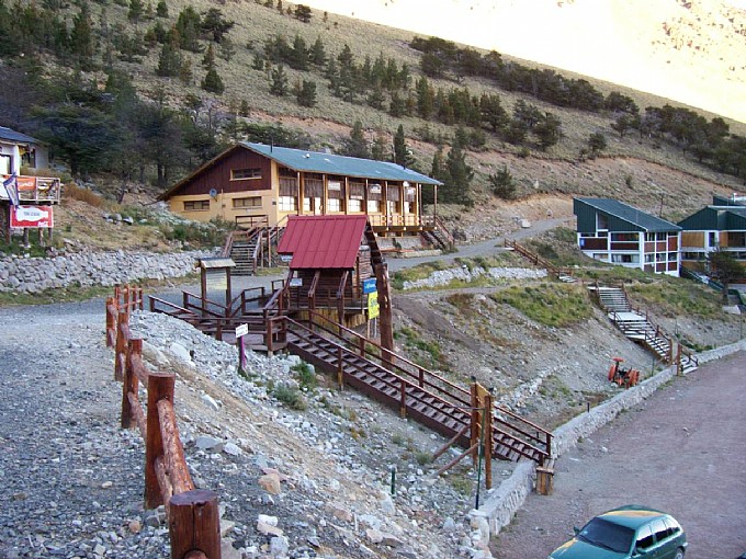 Centro de esqui "La Olla" semana santa 2008 en Esquel