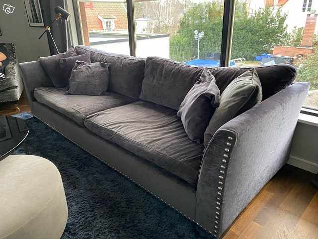 soffa med nitar Soffa Med Nitar Från Mio - - Tiptapp