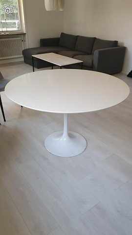 vitt runt matbord Vitt Runt Matbord - - Tiptapp