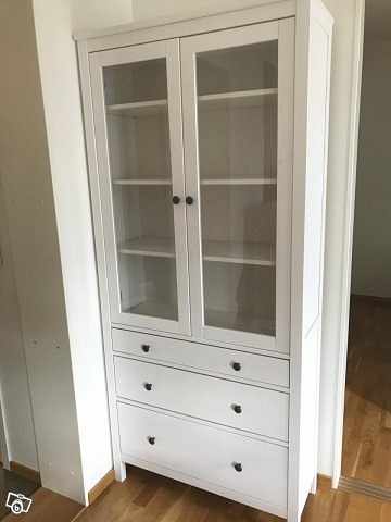 ikea hemnes vitrinskåp vit Vitrinskåp Ikea Hemnes, N - - Tiptapp