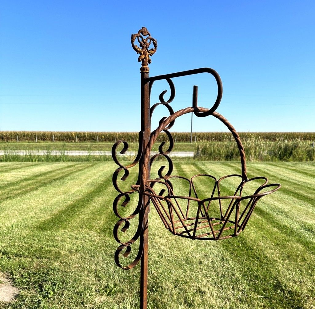Wrought Iron Shepherd's Hook Plant Hanger Pot