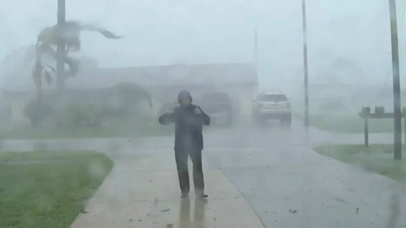 Stephanie Abrams In The Middle Of Hurricane Ian In Englewood, Florida