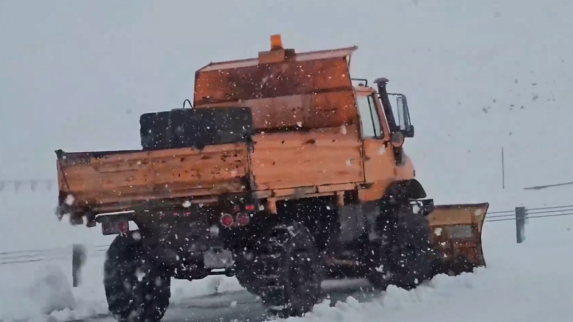 Snow In Hawaii? Take A Look Videos from The Weather Channel