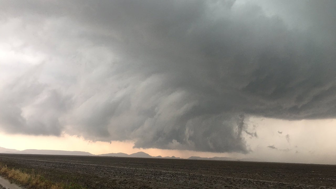 Tornado Outbreak Underway in the Plains (PHOTOS) The Weather Channel