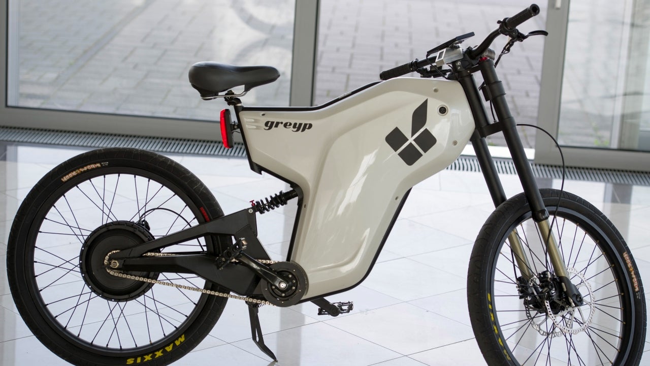 Students from Hyderabad's KL University Develop Electric Bike with Wireless Charging Flipboard