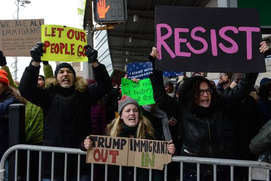 GreenCard Holders Are Exempt from Travel Restrictions. White House Says WSJ