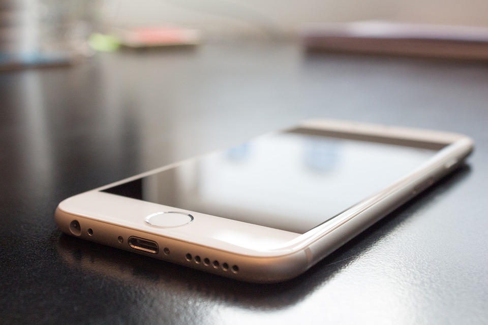 9 Tips Membeli iPhone Bekas yang Mulus dan Berkualitas