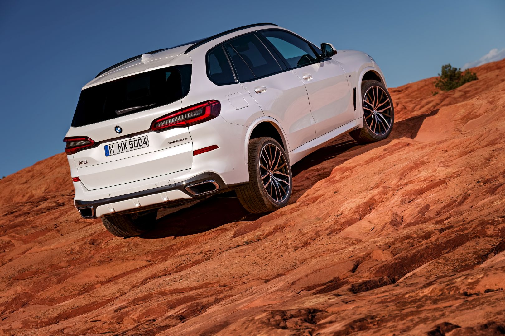 BMW X5 (G05) specs & photos 2018, 2019, 2020, 2021 autoevolution