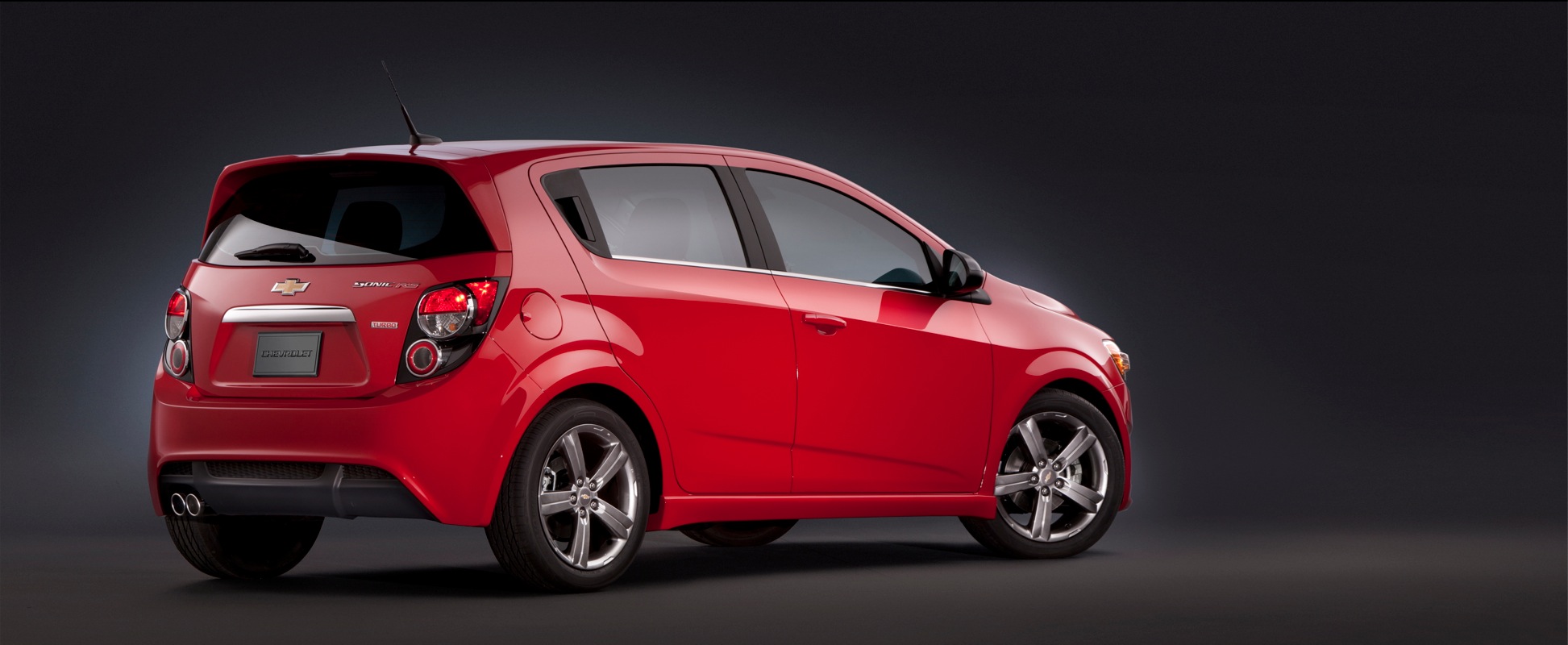CHEVROLET Sonic RS specs & photos 2012, 2013, 2014, 2015, 2016, 2017, 2018, 2019, 2020, 2021
