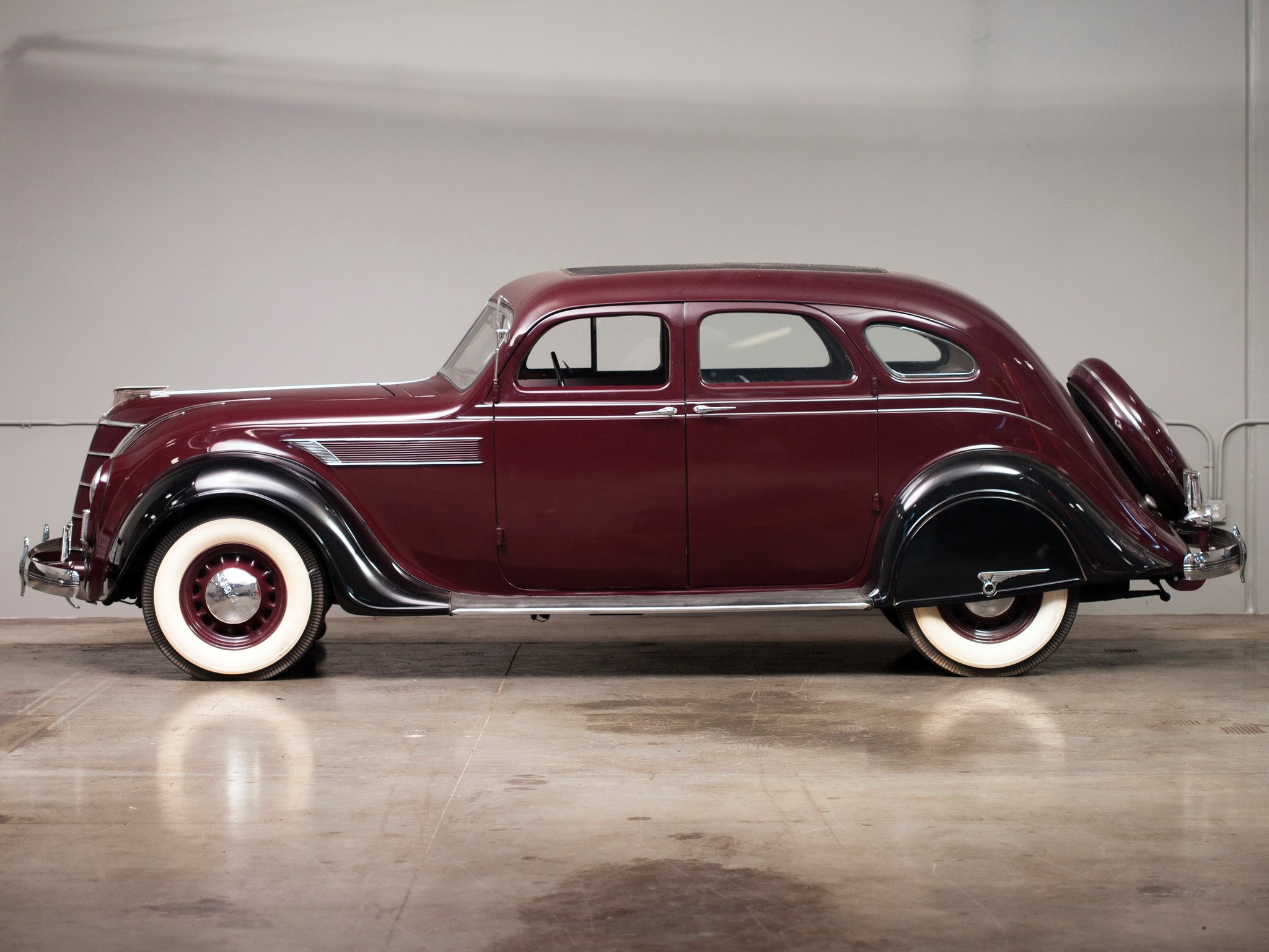 CHRYSLER Airflow specs & photos 1934, 1935, 1936, 1937 autoevolution