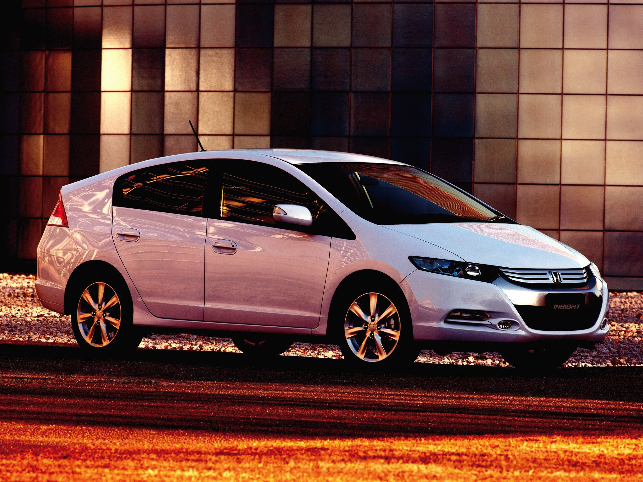 HONDA Insight Specs, Performance & Photos - 2009, 2010, 2011, 2012