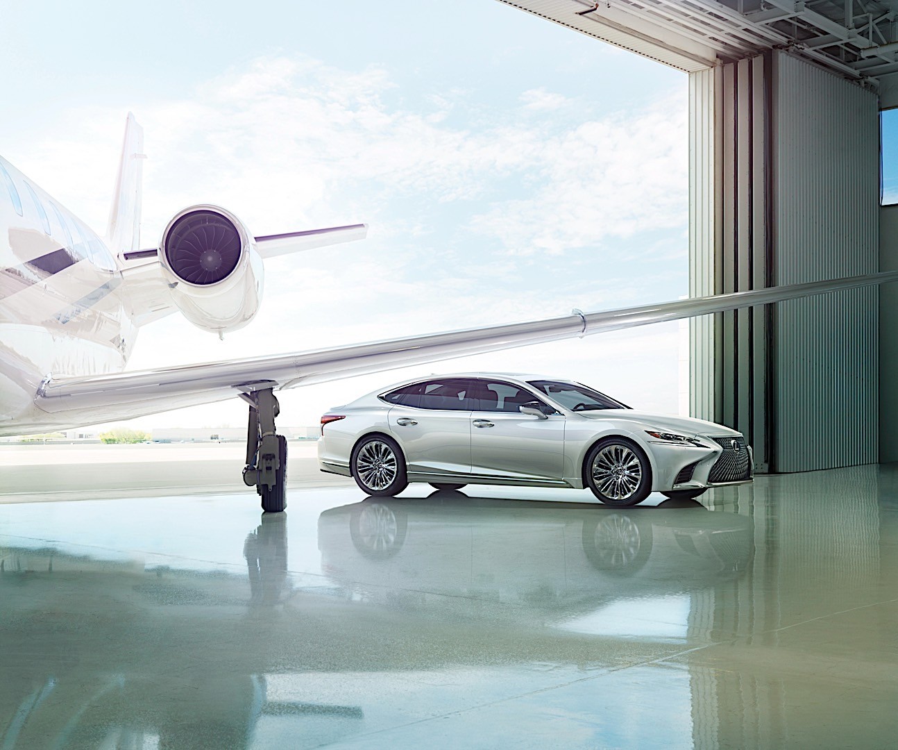 2017 Lexus LS Specs, Performance & Photos - autoevolution