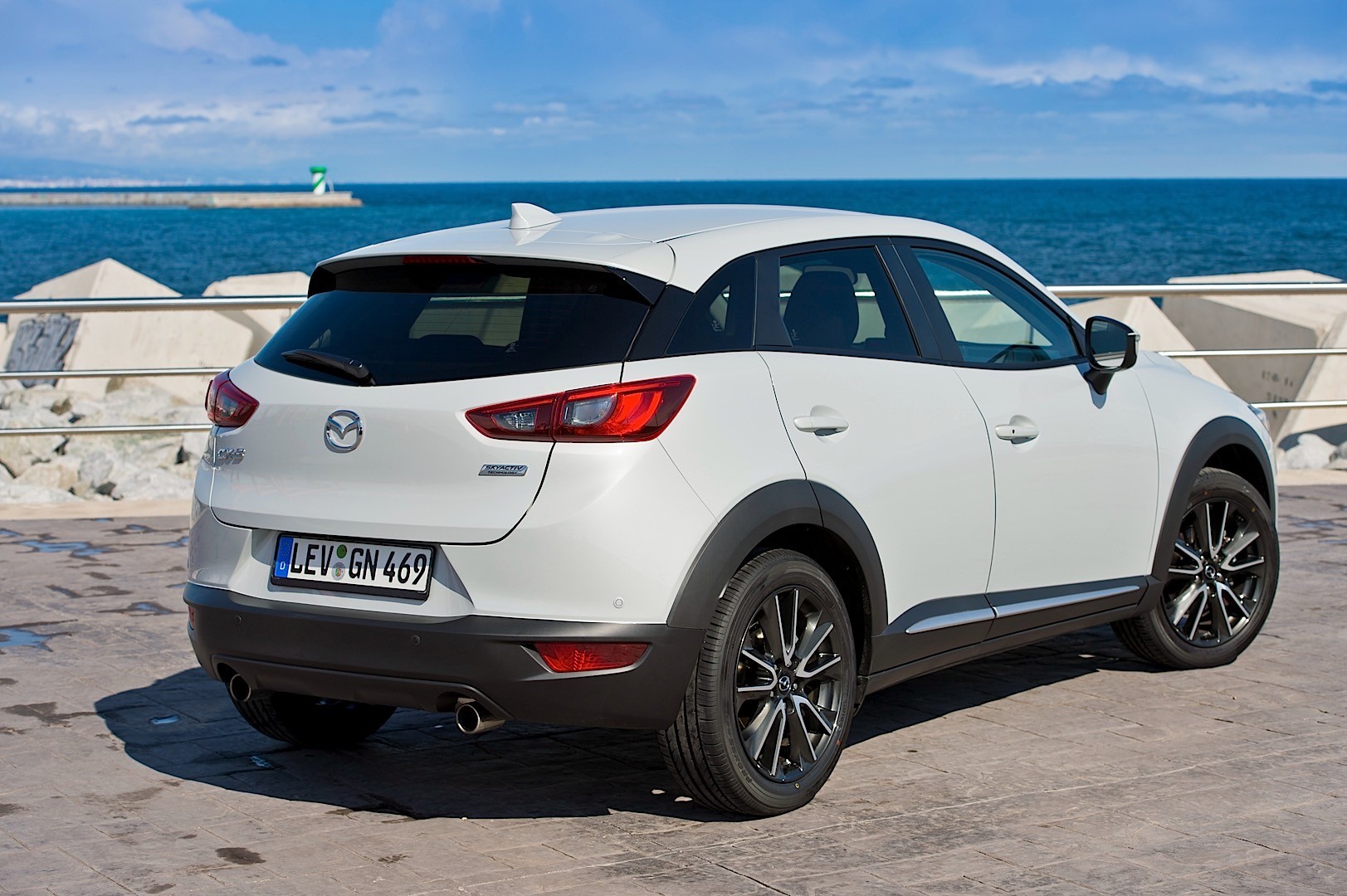 MAZDA CX3 specs 2015, 2016, 2017, 2018 autoevolution