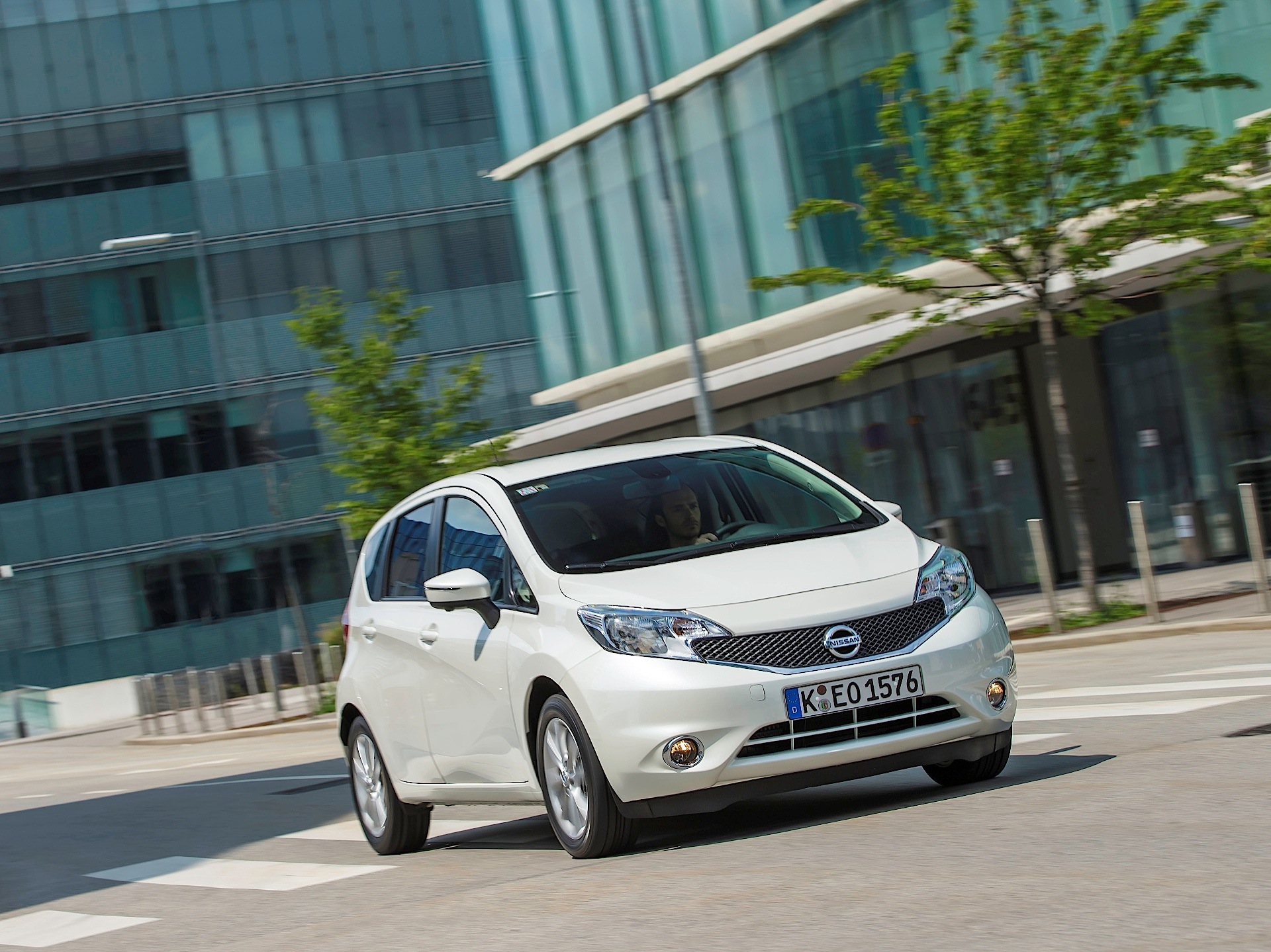 2013 Nissan Note Specs & Photos autoevolution