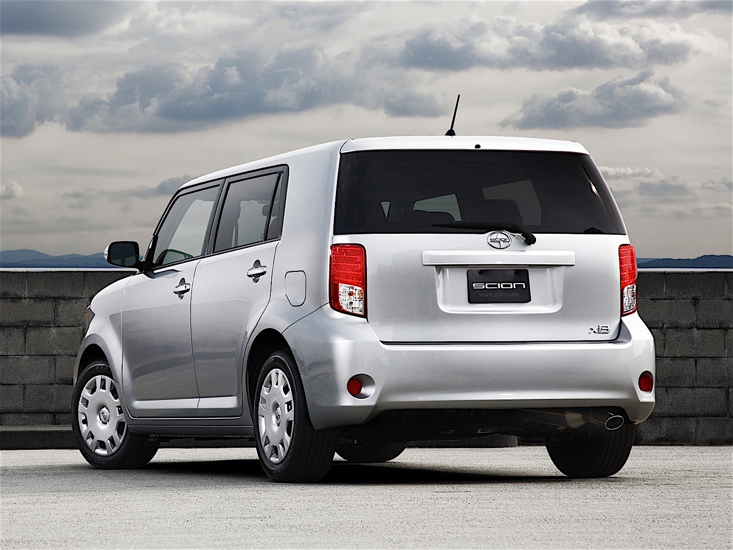 SCION xB Specs & Photos 2007, 2008, 2009, 2010, 2011, 2012, 2013