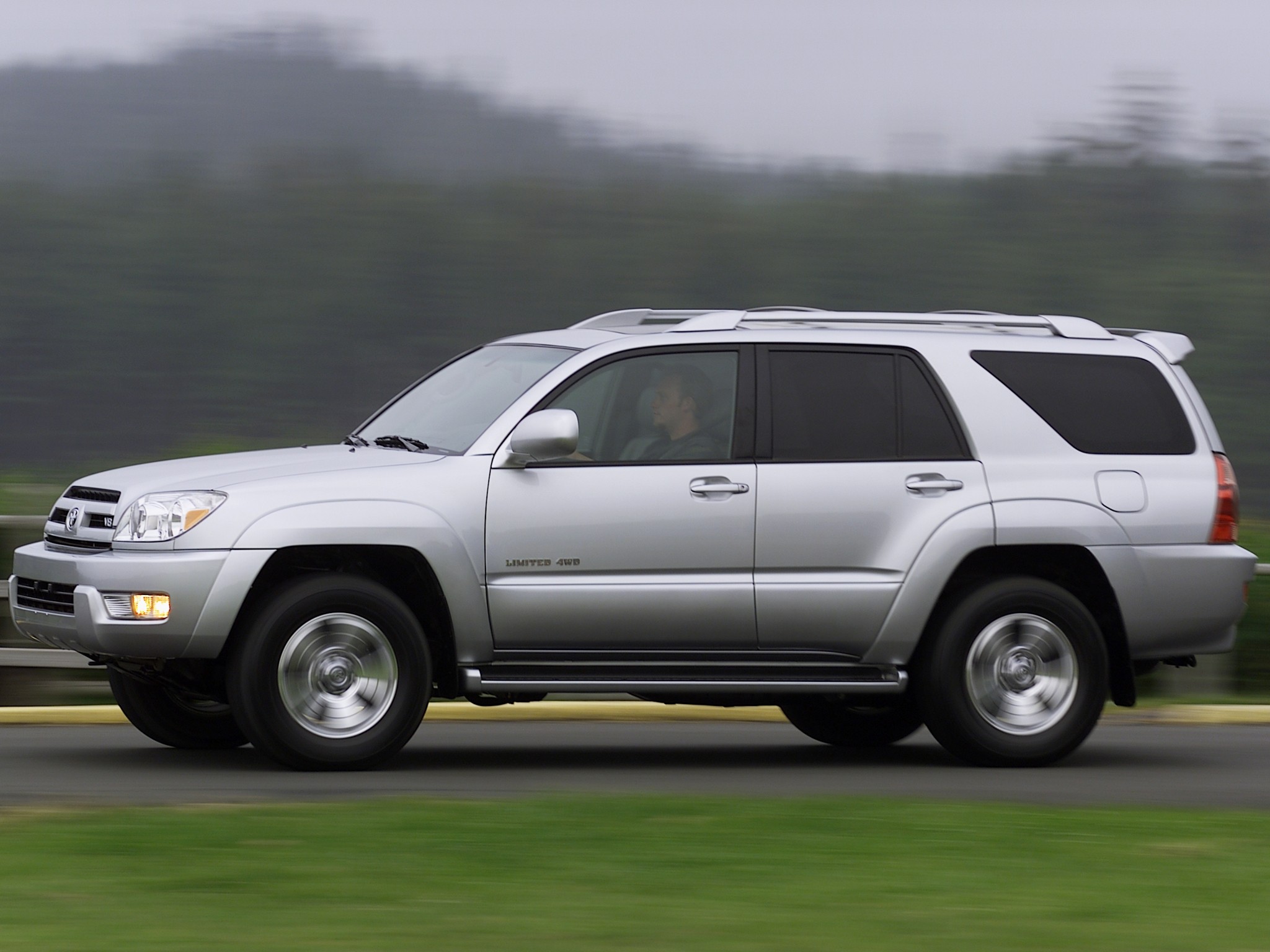 TOYOTA 4Runner specs & photos 2003, 2004, 2005, 2006, 2007, 2008