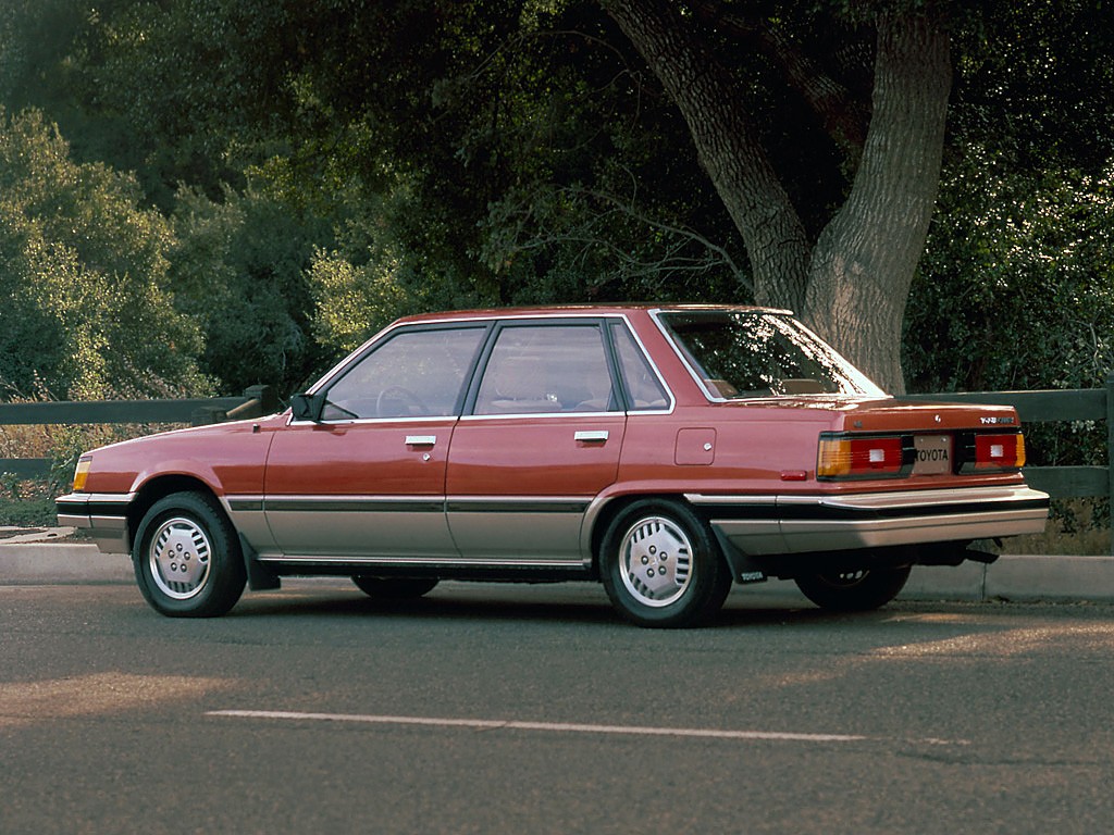 TOYOTA Camry specs & photos 1983, 1984, 1985, 1986, 1987 autoevolution