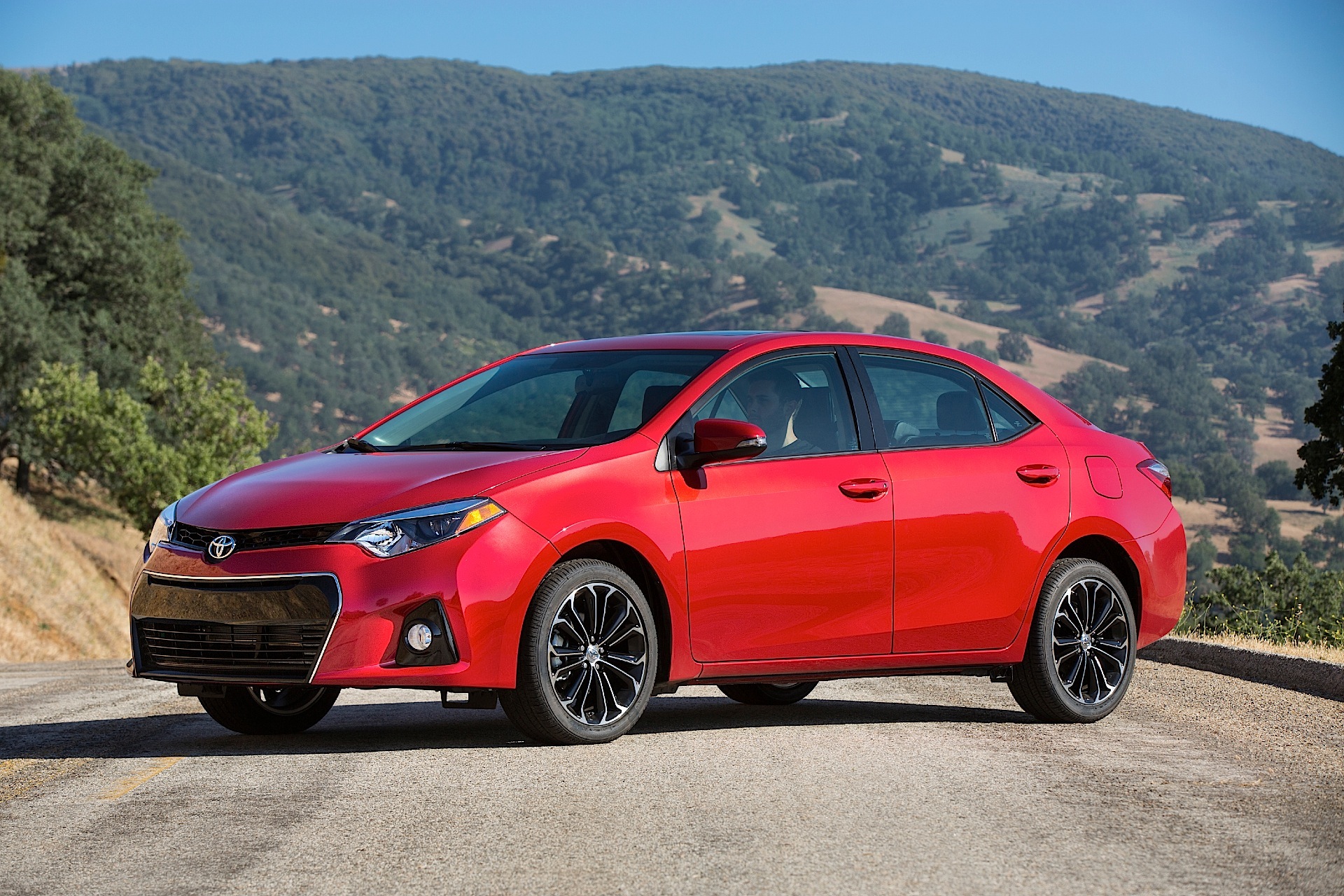 TOYOTA Corolla US specs & photos 2013, 2014, 2015, 2016 autoevolution