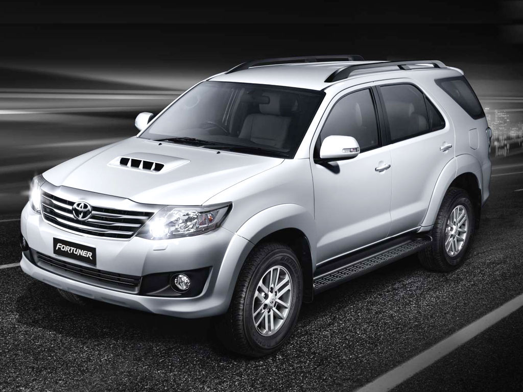 TOYOTA Fortuner specs & photos 2011, 2012, 2013, 2014, 2015