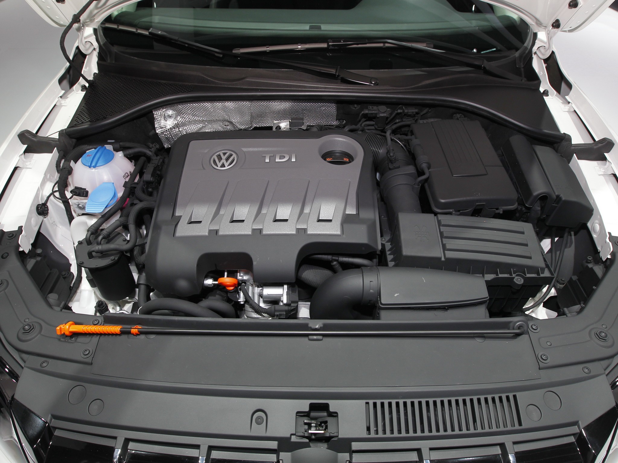 VOLKSWAGEN Passat US Specs, Performance & Photos - 2012, 2013, 2014