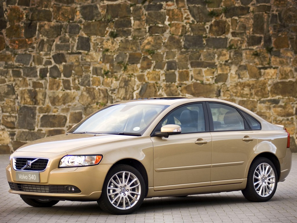 VOLVO S40 Specs, Performance & Photos - 2007, 2008, 2009, 2010, 2011