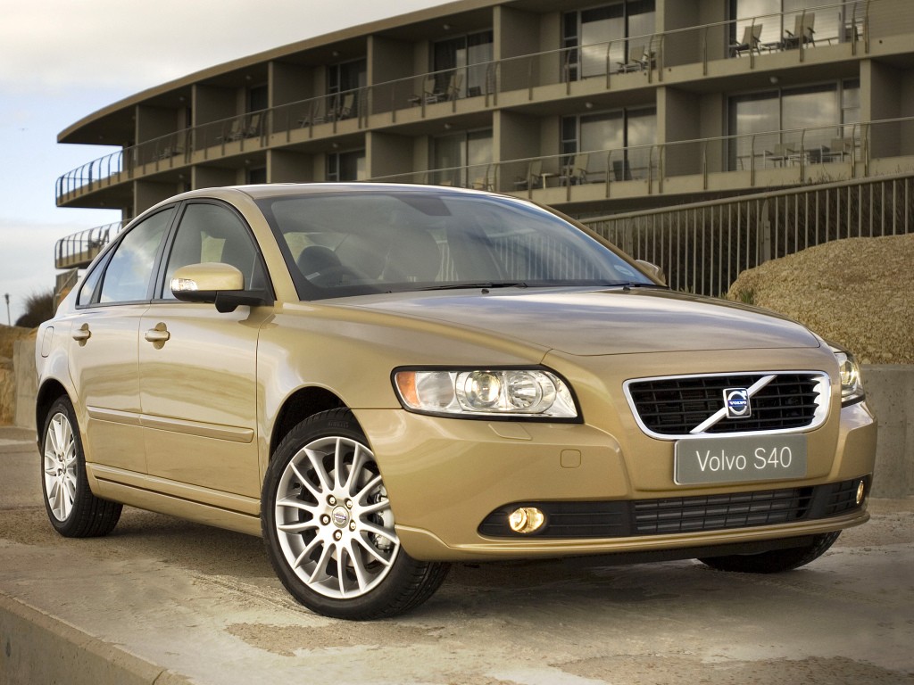VOLVO S40 Specs, Performance & Photos - 2007, 2008, 2009, 2010, 2011