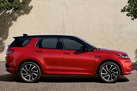 Land rover discovery sport is a versatile compact suv that ensures a confident drive on or off‑road. Land Rover Discovery Sport Modelle Und Generationen Zeitleiste Spezifikationen Und Bilder Nach Jahr Autoevolution In Deutscher Sprache