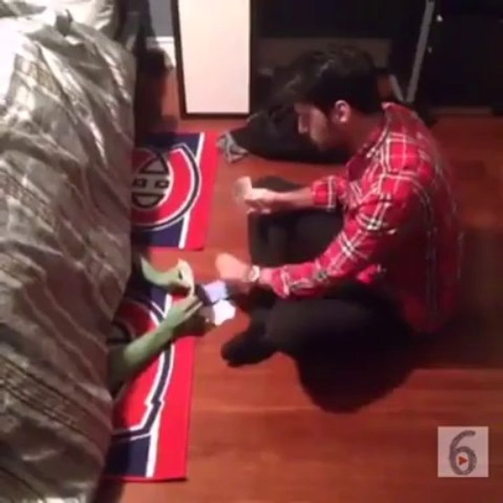 I'm friends with the monster that's under my bed video Dailymotion