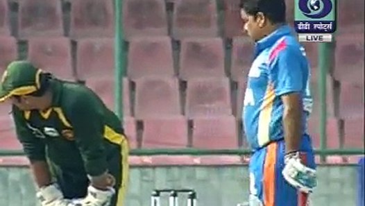 PAKISTAN VS INDIA LAWYERS CRICKET WORLD CUP 2013 FINAL MATCH PART 1