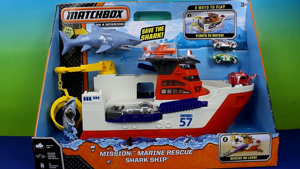 Matchbox Mission Marine Rescue Shark Ship with Disney Cars Lightning