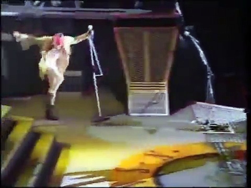 15 MINUTES OF AXL ROSE ASKING FOR REGGAE video Dailymotion