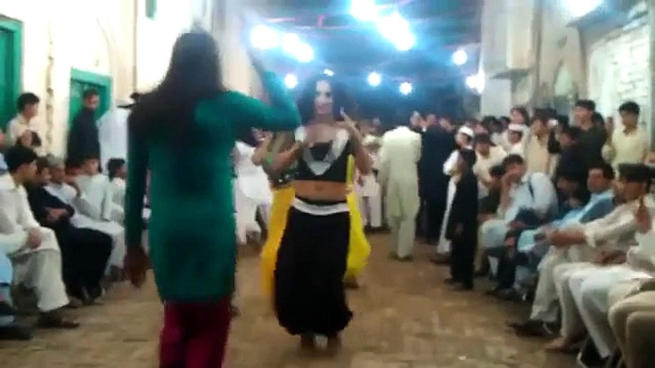 Pashto Bannu Wedding Girls Dance video Dailymotion