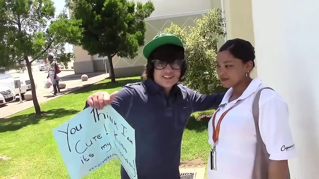 14 Year Old Kissing HOT Girls Kids Kissing Prank At Mall Kissing