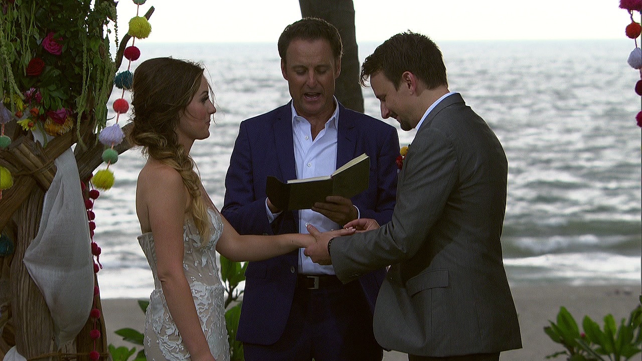 Carly & Evan Get Married Watch Watch Dailymotion Videos