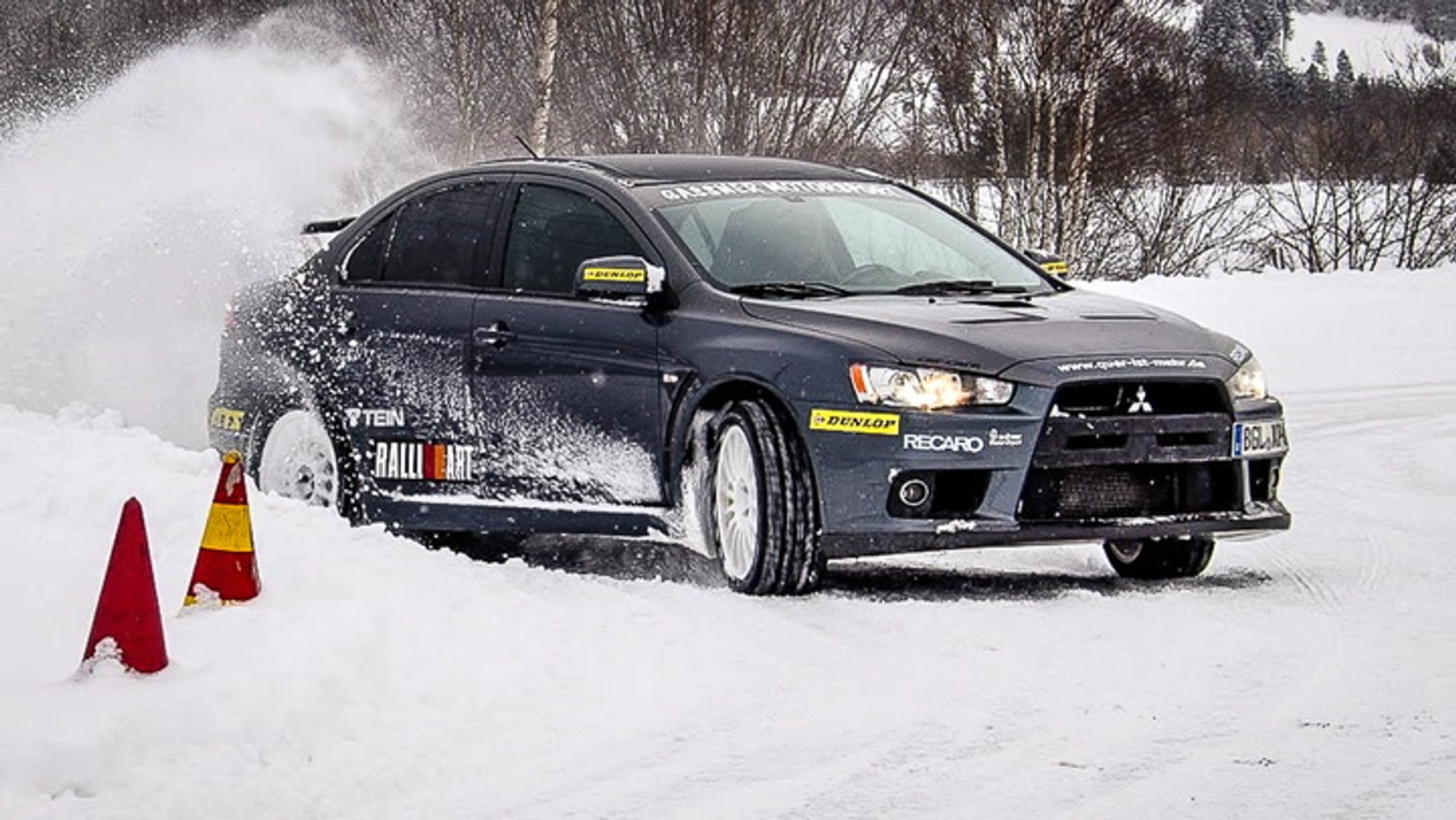 Mitsubishi Lancer Evo 10 In The Snow - Video Dailymotion