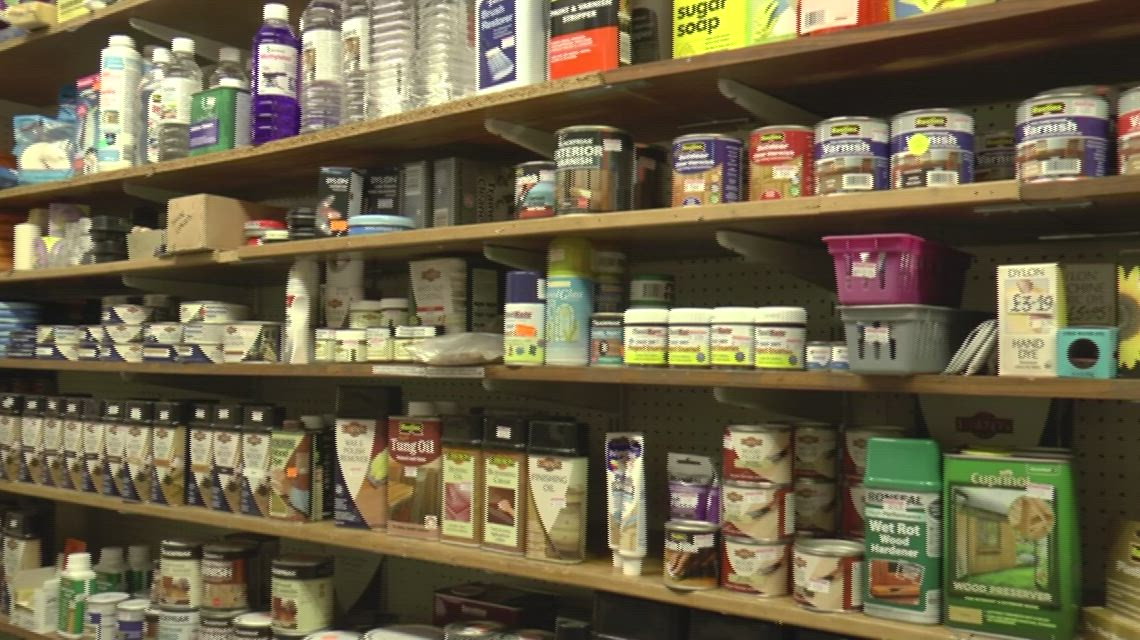 Kent hardware store celebrates 70 years