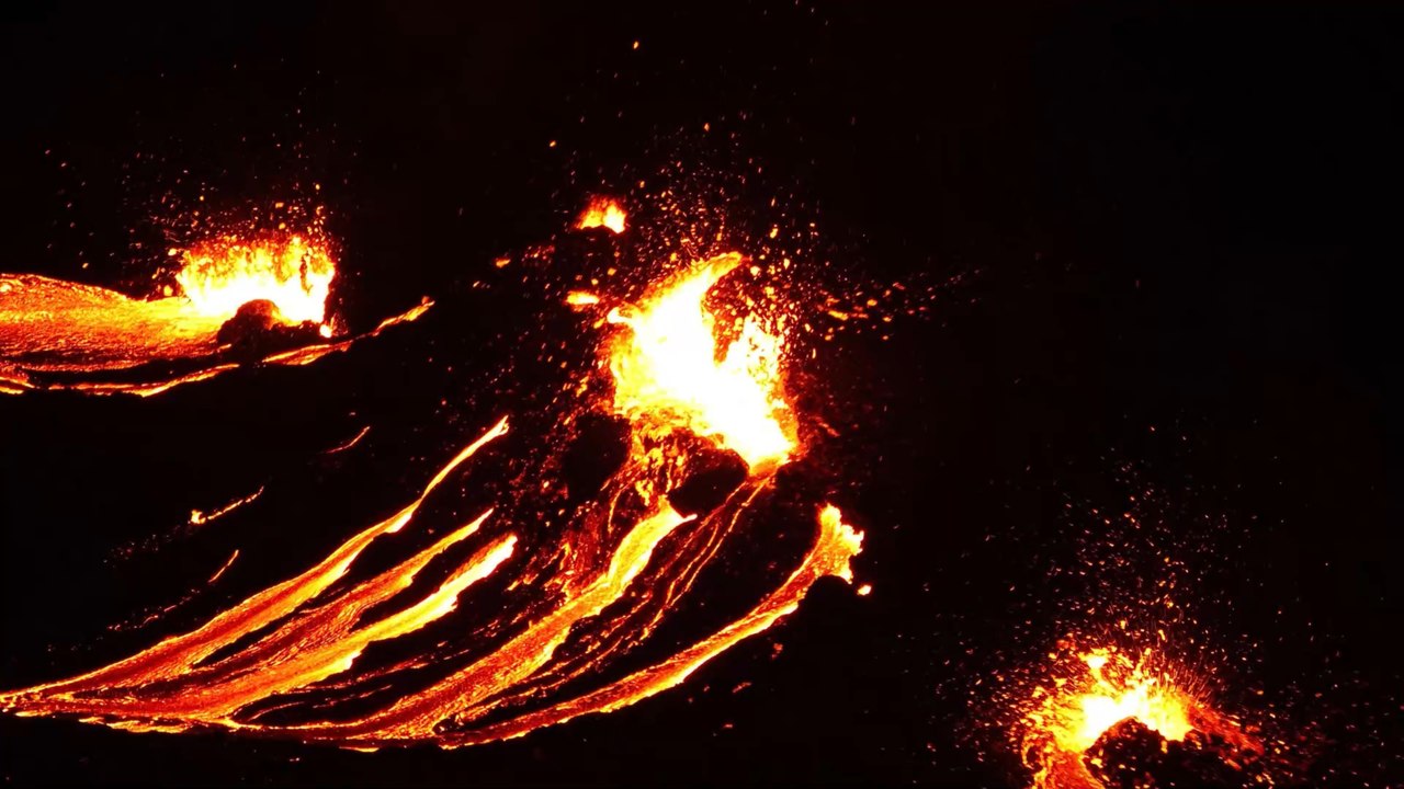 Islande le volcan Fagradalsfjall entre en éruption et