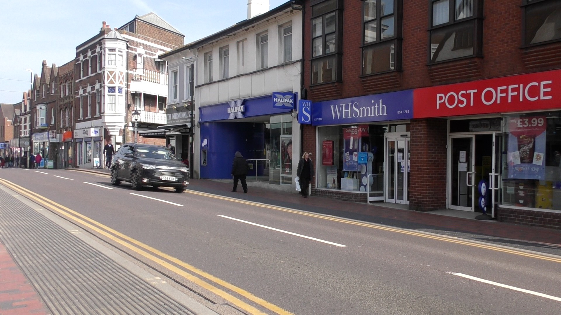 Tonbridge post office's future in doubt, with some fearing the future