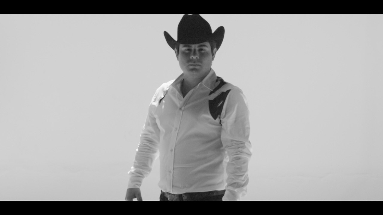 Alfredo Olivas Ni Con Labios Prestados video Dailymotion