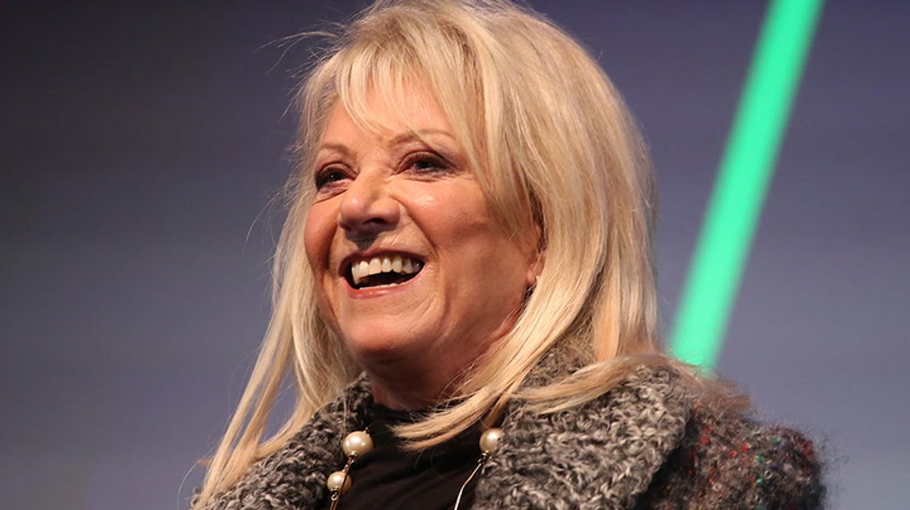 BBC 100 Elaine Paige’s hilarious laugh recorded in resurfaced Radio 2