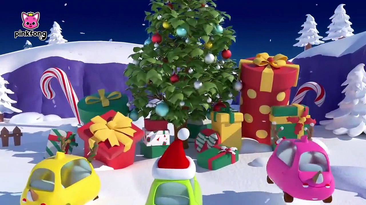 Baby Shark's Jingle Bells Christmas Cars for Kids 3D Toy Cars video