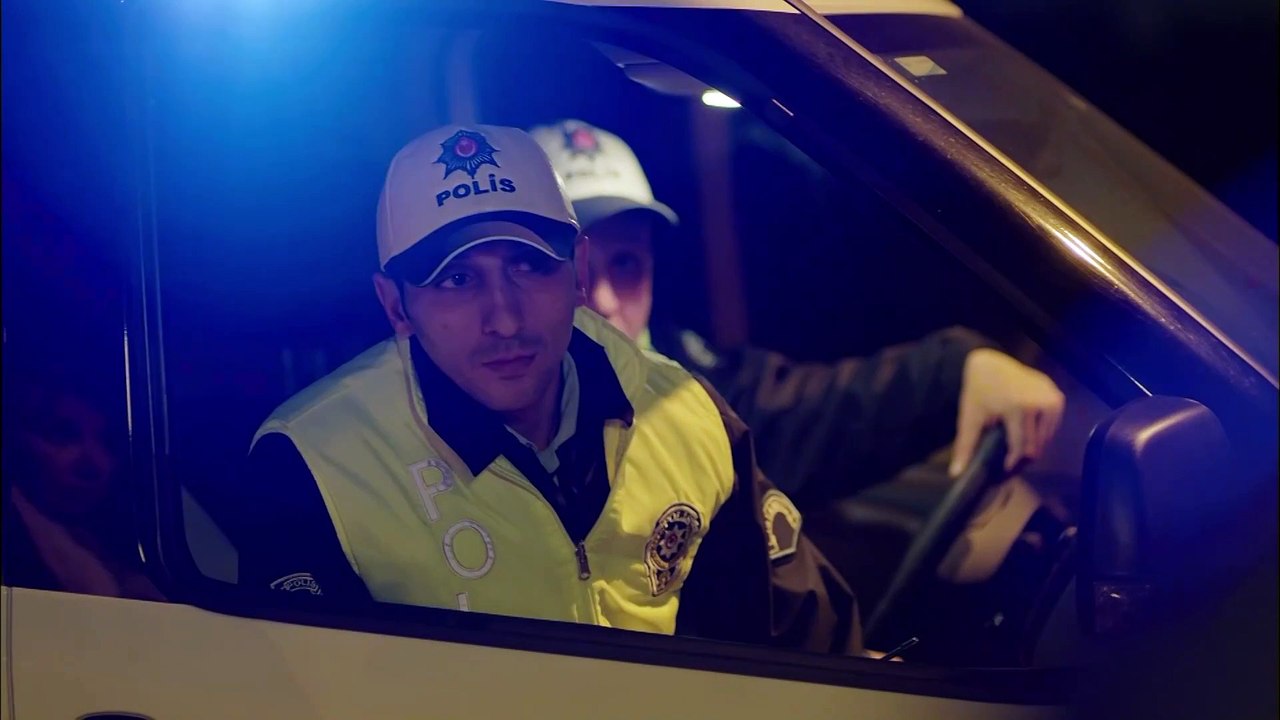 Avlu / The Yard Episode 40 (English Subtitles) video Dailymotion