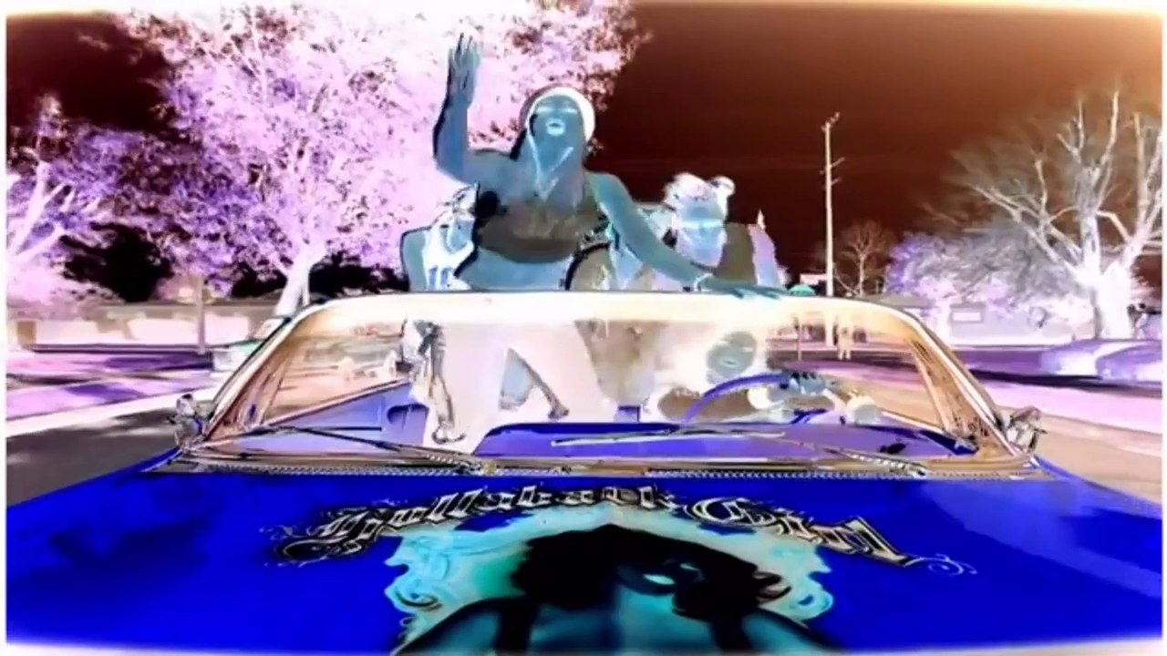 Gwen Stefani Hollaback Girl in G Major video Dailymotion