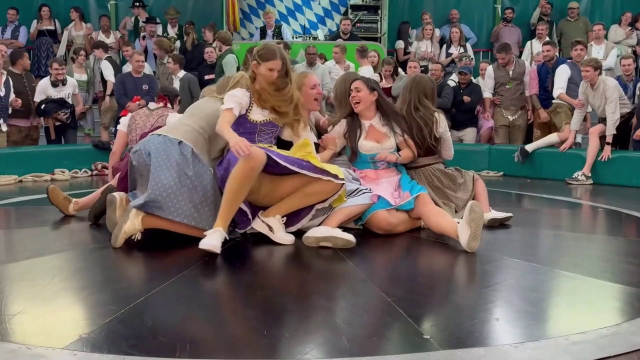 Pretty Girls Ride - Devil's Wheel 2023 [Teufelsrad] Oktoberfest Germany | Ep.-1 - video Dailymotion