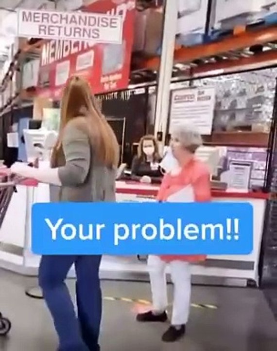 ¡Costco Karen hace una sentada! ¡Está loca! Vídeo Dailymotion