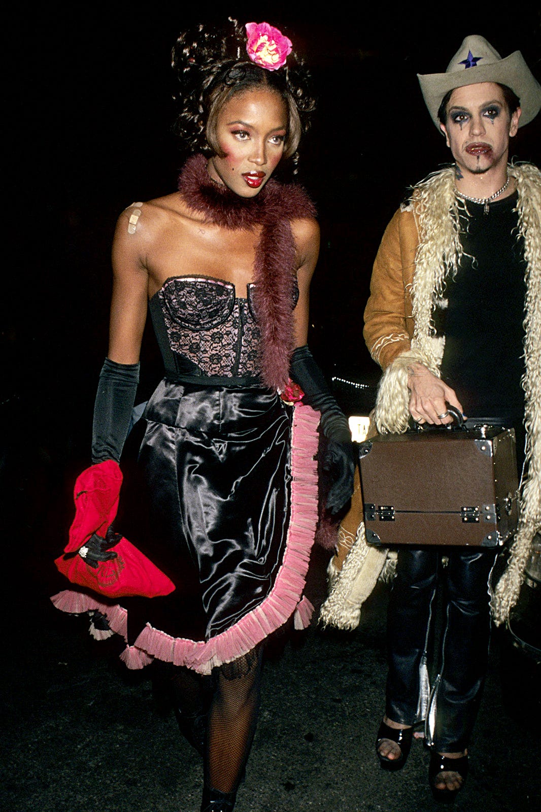 Best 90s Celebrity Halloween Costume Pics Kate Moss