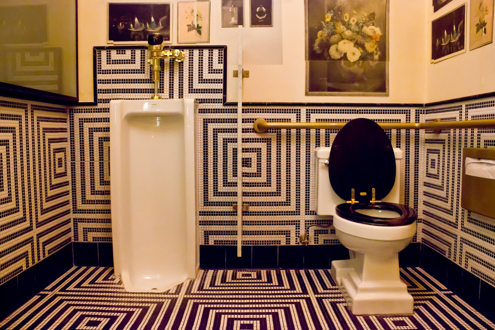 Coolest Bathrooms San Francisco Best Restaurant Bathrooms San Franci