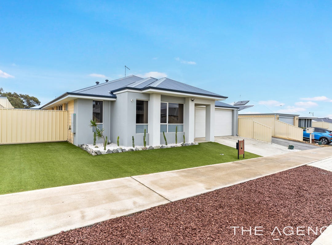 17 Chalgrove Road, Madora Bay, WA 6210 House for Sale