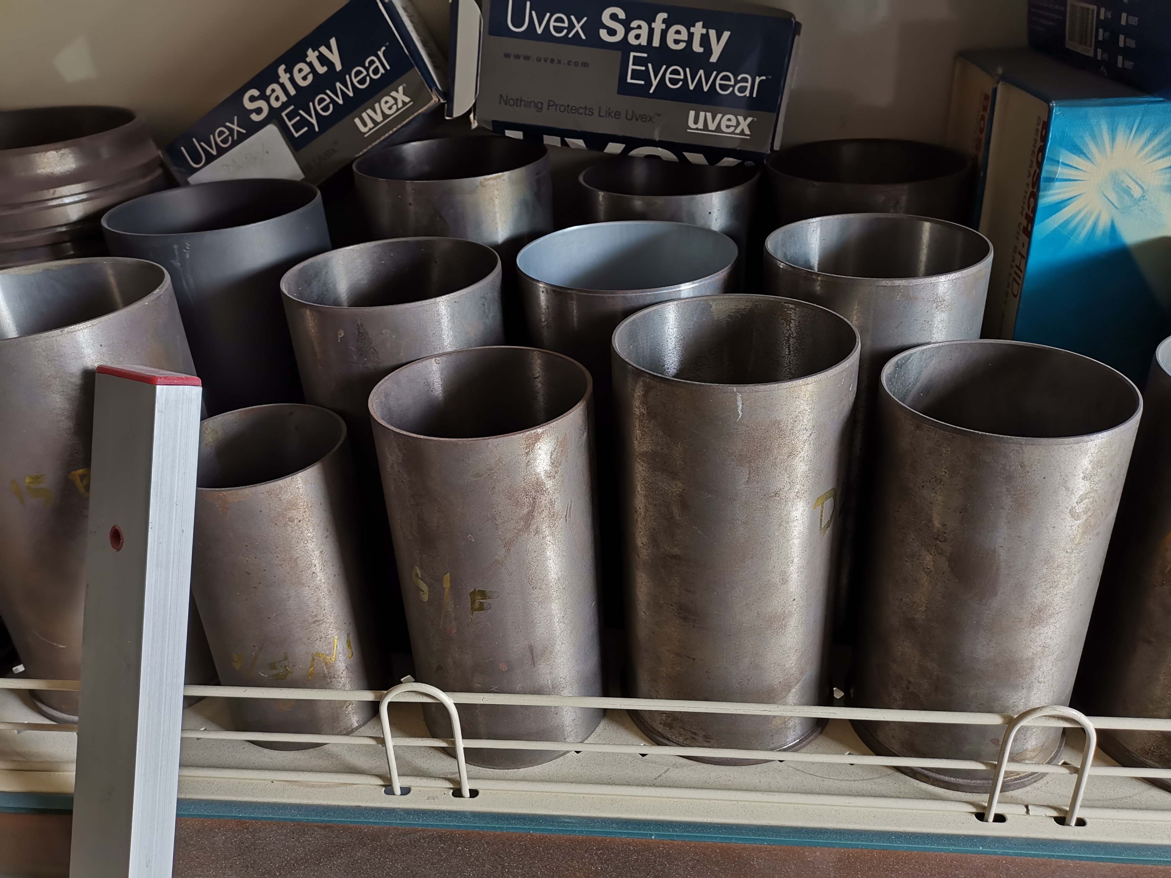 Wholesale Car liner 695093 Assorted Size Supplier